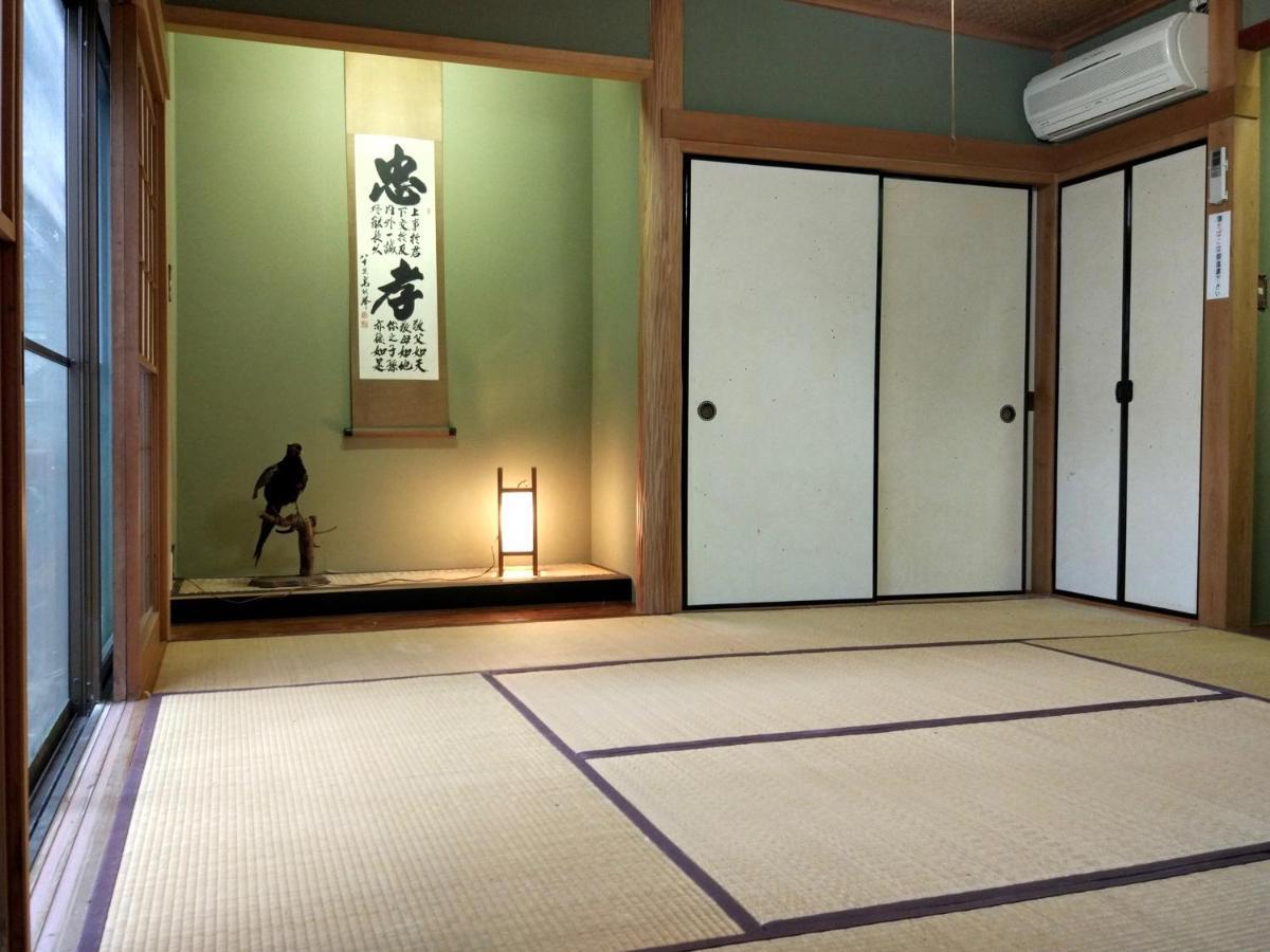Отель 宮城野ハウス＆離れ Хаконе Экстерьер фото